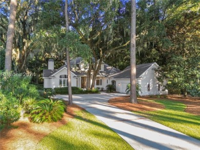 A hidden gem in the center of the Belfair golf community, this on Belfair Golf Club in South Carolina - for sale on GolfHomes.com, golf home, golf lot