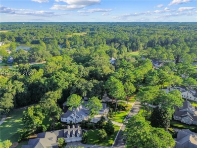 A hidden gem in the center of the Belfair golf community, this on Belfair Golf Club in South Carolina - for sale on GolfHomes.com, golf home, golf lot
