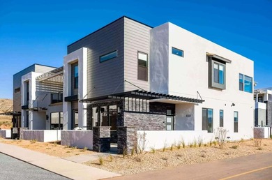 Welcome to Ohana Hive! Professionally decorated and outfitted on Sunriver Golf Club in Utah - for sale on GolfHomes.com, golf home, golf lot