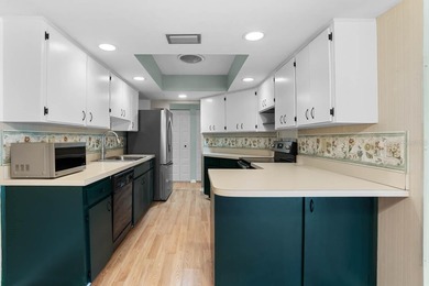 One or more photo(s) has been virtually staged. Enjoy relaxed on Falcon Watch Golf Club in Florida - for sale on GolfHomes.com, golf home, golf lot