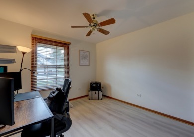 Welcome to this beautifully maintained Avon model in the highly on Maple Meadows Golf Club in Illinois - for sale on GolfHomes.com, golf home, golf lot