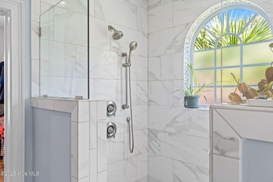 Welcome to this gorgeous 3-bedroom, 2-bath home located in the on Ocean Ridge Plantation in North Carolina - for sale on GolfHomes.com, golf home, golf lot