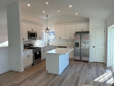 New Construction Neufairfield duplex now available under on Woodruff Golf Course in Illinois - for sale on GolfHomes.com, golf home, golf lot