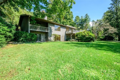 What is not to love! Welcome home to 32 W Fairway Drive. Home is on Etowah Valley Golf Club in North Carolina - for sale on GolfHomes.com, golf home, golf lot