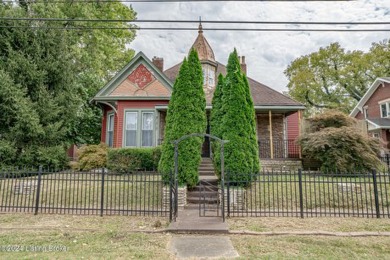 Motivated Seller!! Charming Victorian Home with Endless on Fairway Golf Course in Kentucky - for sale on GolfHomes.com, golf home, golf lot