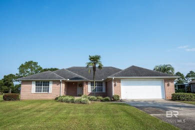 Beautiful Three Bedroom two and half bath Brick home located in on Glenlakes Golf Club in Alabama - for sale on GolfHomes.com, golf home, golf lot