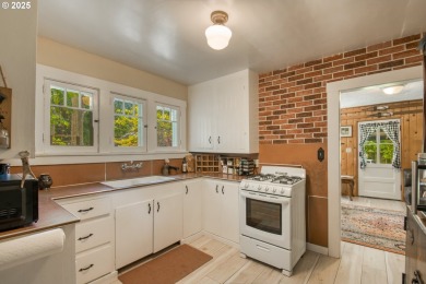 Classic cabin built by William *Billy* Welch, who is considered on The Resort at the Mountain in Oregon - for sale on GolfHomes.com, golf home, golf lot