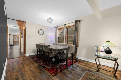 FANTASTIC INVESTMENT OR OWNER OCCUPIED BUILDING IN PRIME HARWOOD on Ridgemoor Country Club in Illinois - for sale on GolfHomes.com, golf home, golf lot