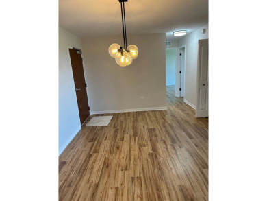 Another beauty in the park....... Brand new 3 BED 2.1 Bath Condo on River Oaks Golf Course in Illinois - for sale on GolfHomes.com, golf home, golf lot