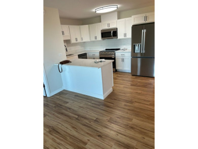 Another beauty in the park....... Brand new 3 BED 2.1 Bath Condo on River Oaks Golf Course in Illinois - for sale on GolfHomes.com, golf home, golf lot
