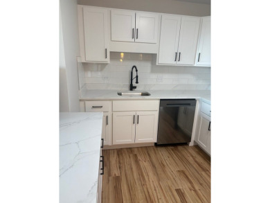 Another beauty in the park....... Brand new 3 BED 2.1 Bath Condo on River Oaks Golf Course in Illinois - for sale on GolfHomes.com, golf home, golf lot