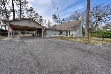 Stunningly remodeled Hideaway gem--now better than ever! on Hide-A-Way Lake Golf Course in Texas - for sale on GolfHomes.com, golf home, golf lot
