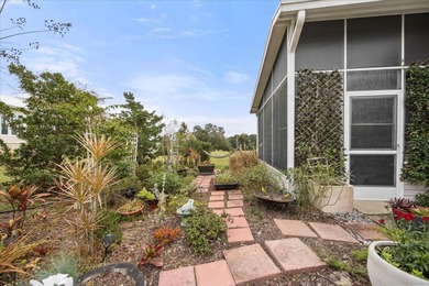 Rare opportunity in Zellwood Station! This 2-bedroom 1990 home on Zellwood Station Country Club in Florida - for sale on GolfHomes.com, golf home, golf lot