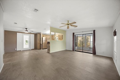 Rare opportunity in Zellwood Station! This 2-bedroom 1990 home on Zellwood Station Country Club in Florida - for sale on GolfHomes.com, golf home, golf lot