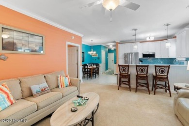 This 3 BR, 2.5 bathroom Osprey Ridge end unit condo in the on Sea Trail Golf Resort in North Carolina - for sale on GolfHomes.com, golf home, golf lot