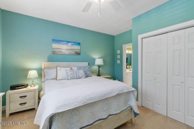This 3 BR, 2.5 bathroom Osprey Ridge end unit condo in the on Sea Trail Golf Resort in North Carolina - for sale on GolfHomes.com, golf home, golf lot