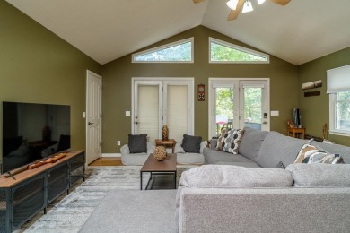 This Massanutten home features 3 bedrooms and 2 full bathrooms on Woodstone Meadows Golf Course At Massanutten in Virginia - for sale on GolfHomes.com, golf home, golf lot