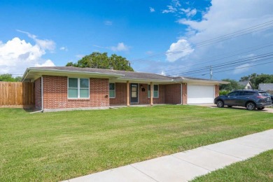 Welcome to 502 Fairfield Drive, nestled in the heart of Corpus on Oso Beach Municipal Golf Course in Texas - for sale on GolfHomes.com, golf home, golf lot