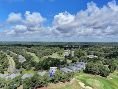 This 3 BR, 2.5 bathroom Osprey Ridge end unit condo in the on Sea Trail Golf Resort in North Carolina - for sale on GolfHomes.com, golf home, golf lot