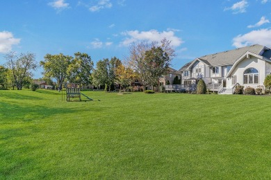 Situated on a remarkable lot that offers tons of privacy and a on Old Oak Country Club in Illinois - for sale on GolfHomes.com, golf home, golf lot