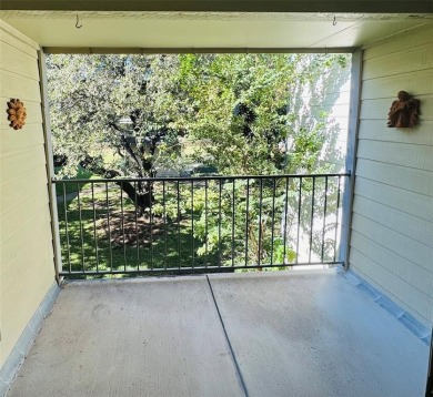 Nestled in the tree tops, this spectacular Condo is move in on Stevens Park Golf Course in Texas - for sale on GolfHomes.com, golf home, golf lot