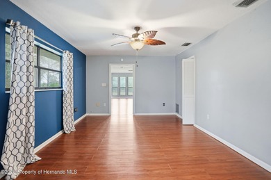 Beautiful Custom Home on Oversized Lot! NEW ROOF FOR BUYER on Brooksville Country Club At Majestic Oaks in Florida - for sale on GolfHomes.com, golf home, golf lot