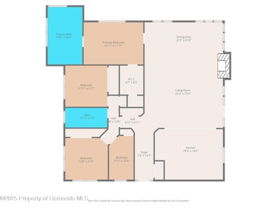 Beautiful Custom Home on Oversized Lot! NEW ROOF FOR BUYER on Brooksville Country Club At Majestic Oaks in Florida - for sale on GolfHomes.com, golf home, golf lot