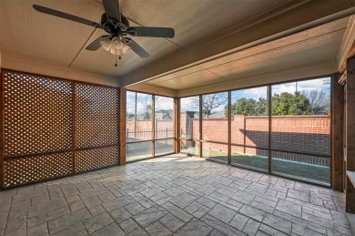 Beautiful 2-Bedroom, 2-Bathroom Home in Premier Age-Restricted on Frisco Lakes Golf Course in Texas - for sale on GolfHomes.com, golf home, golf lot