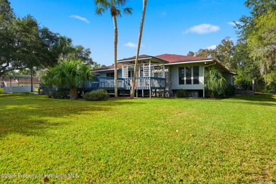 Beautiful Custom Home on Oversized Lot! NEW ROOF FOR BUYER on Brooksville Country Club At Majestic Oaks in Florida - for sale on GolfHomes.com, golf home, golf lot