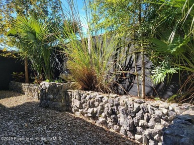 Beautiful Custom Home on Oversized Lot! NEW ROOF FOR BUYER on Brooksville Country Club At Majestic Oaks in Florida - for sale on GolfHomes.com, golf home, golf lot