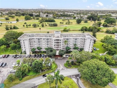 NOTHING HAS BEEN SPARED IN THIS BEAUTIFULLY FULLY RENOVATED AND on Palm-Aire Country Club and Resort - Palms in Florida - for sale on GolfHomes.com, golf home, golf lot