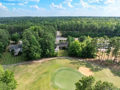 Charming home & great location in poplar Tanglewood subdivision on Tanglewood Shores Golf and Country Club in Virginia - for sale on GolfHomes.com, golf home, golf lot