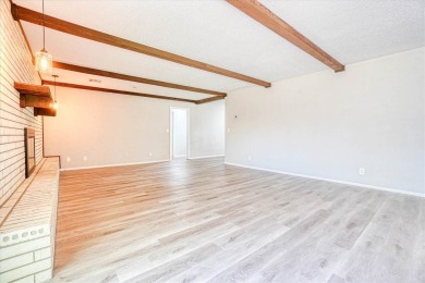 Stunning home with lots of space!  This 3 bedroom home has 2 on Duncan Golf and Country Club in Oklahoma - for sale on GolfHomes.com, golf home, golf lot