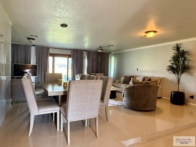 Beautiful 3-bedroom, 3.5 bath home in Brownsville Country Club on Brownsville Golf Center in Texas - for sale on GolfHomes.com, golf home, golf lot