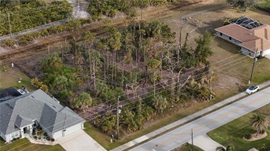 Build your dream home in this neighborhood of lovely homes on Pinemoor West Golf Club in Florida - for sale on GolfHomes.com, golf home, golf lot