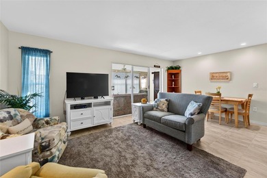 Welcome to this charming, tastefully updated 2-bedroom, 2-bath on North Lakes Golf Course in Florida - for sale on GolfHomes.com, golf home, golf lot