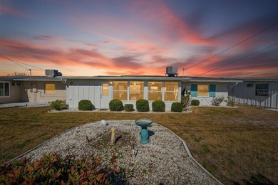 Welcome to this charming, tastefully updated 2-bedroom, 2-bath on North Lakes Golf Course in Florida - for sale on GolfHomes.com, golf home, golf lot