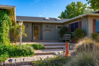 Beautifully maintained home in Prescott Country Club! 3 bedrooms on Prescott Golf and Country Club in Arizona - for sale on GolfHomes.com, golf home, golf lot