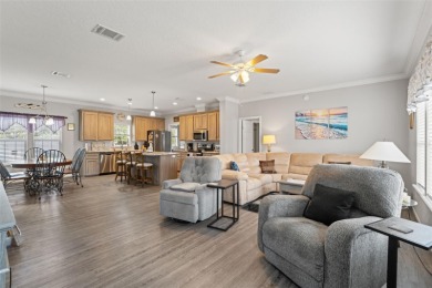 This beautifully maintained 3-bedroom, 2-bath home sits on a on Brookridge Country Club in Florida - for sale on GolfHomes.com, golf home, golf lot