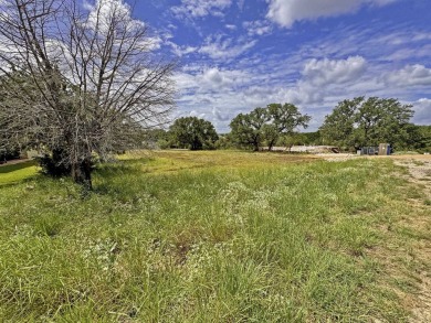 705 Silver Hill is a fantastic homesite located in the highly on Ram Rock Golf Course in Texas - for sale on GolfHomes.com, golf home, golf lot