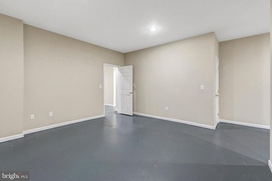 *Heritage Hunt 55+* Fabulous 3 level 'Marjoram' model situated on Heritage Hunt Golf and Country Club in Virginia - for sale on GolfHomes.com, golf home, golf lot