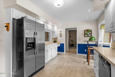 Welcome to this inviting, light-filled home in the highly on Brandywine Bay Golf Club in North Carolina - for sale on GolfHomes.com, golf home, golf lot