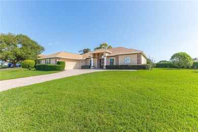 Stunning 3-bedroom, 2.5-bath, pool home with a split floor plan on Glen Lakes Country Club in Florida - for sale on GolfHomes.com, golf home, golf lot