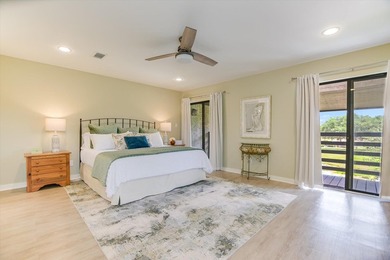 LOCATION, LOCATION, LOCATION! This amazing townhome in Horseshoe on Apple Rock Golf Course - Horseshoe Bay in Texas - for sale on GolfHomes.com, golf home, golf lot