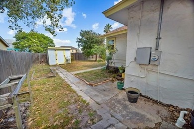 Welcome to your slice of coastal paradise! This charming on Rockport Country Club in Texas - for sale on GolfHomes.com, golf home, golf lot