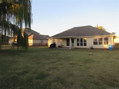 This Beautiful 3 Bedroom 2 Bath with split floorplan in the very on The Woods Golf Course in Oklahoma - for sale on GolfHomes.com, golf home, golf lot