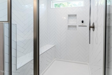!!!!!!DON'T LET THIS ONE GET AWAY!!!!!
Gorgeous custom built 3 on River Golf and County Club at Lake Royale in North Carolina - for sale on GolfHomes.com, golf home, golf lot