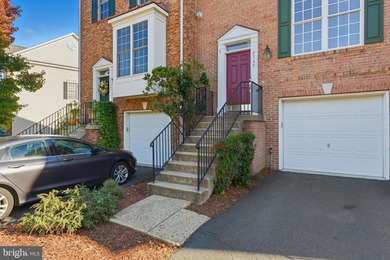 Lovingly updated 3 BR / 2.5 BA townhome with 1,960 finished sq on The Piedmont Club in Virginia - for sale on GolfHomes.com, golf home, golf lot