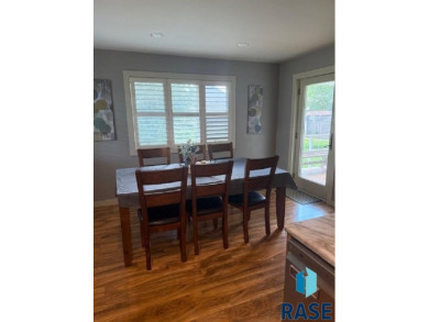 Step into this spacious 5 bedroom home offering an open floor on Wild Oak Golf Club in South Dakota - for sale on GolfHomes.com, golf home, golf lot