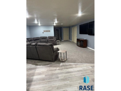 Step into this spacious 5 bedroom home offering an open floor on Wild Oak Golf Club in South Dakota - for sale on GolfHomes.com, golf home, golf lot